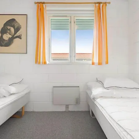 N242-karrebaeksminde-kildeengen-44 Semesterbostad *