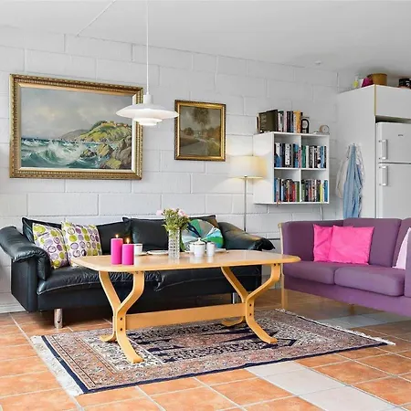 N242-karrebaeksminde-kildeengen-44 * Eno By